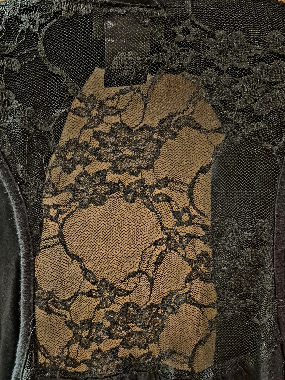 Rue21 Black Lace Sleeveless Duster - Picture 4 of 5